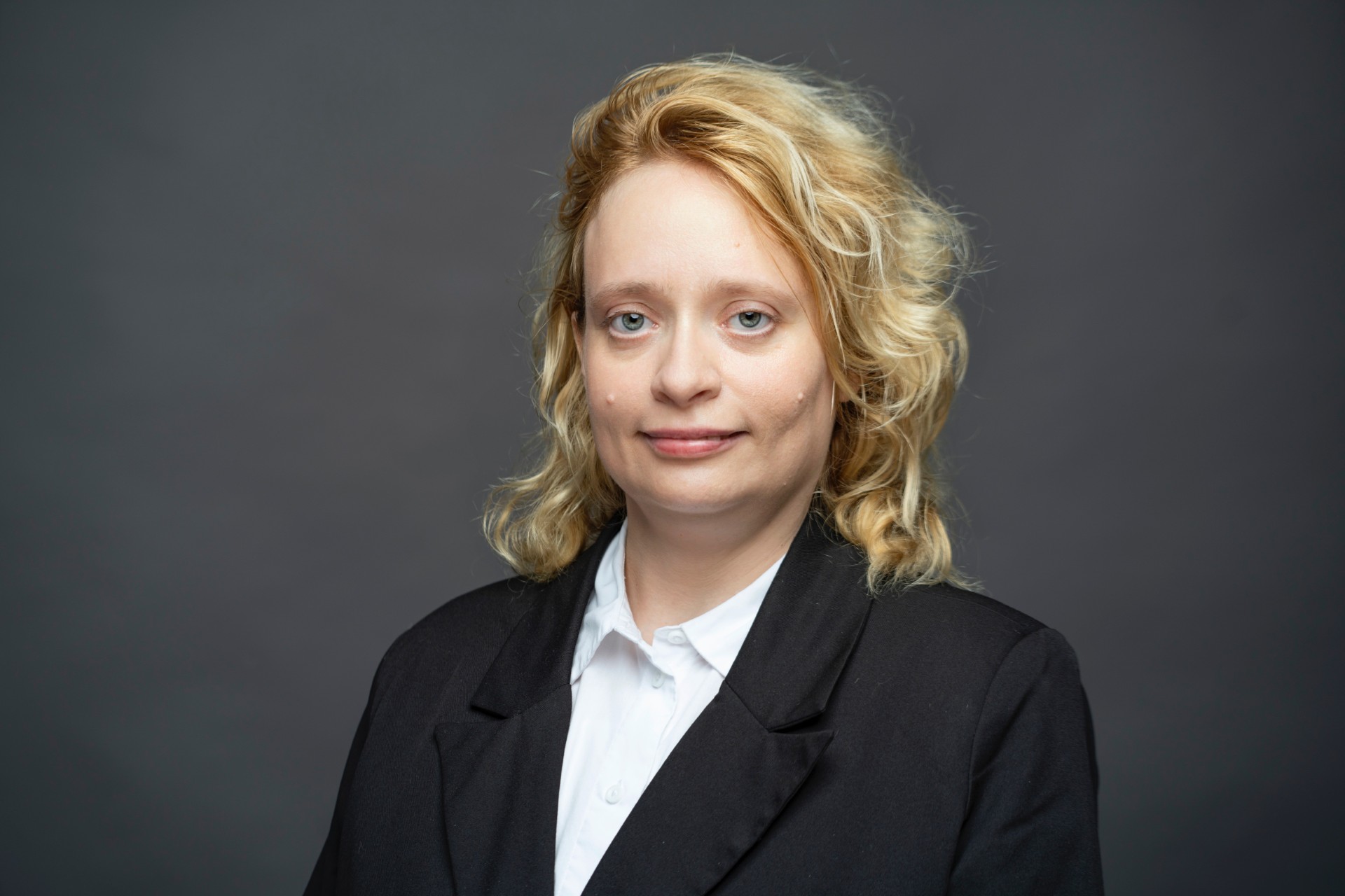 Ein Portaitfoto von Mit-Gründerin Nicole Haase